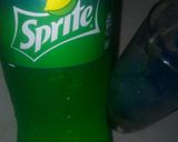 A picture of step 3 of Blue curacao lemonade.