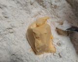 Foto langkah ke 2 dari resep Biji Ketapang Ekonomis Tanpa Telur & Tanpa Kelapa.