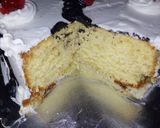 A picture of step 6 of Passion walnut cake.