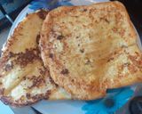 A picture of step 4 of French toast ❤ Valentine breakfast.