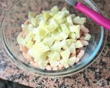 Foto del paso 1 de la receta: Ensalada de alubias 🫘 🍅 🥒 🥑 🥗