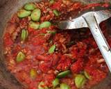 Foto langkah ke 5 dari resep Sambal Cumi Pete.