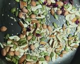 A picture of step 2 of Antioxident Energy Bar.