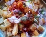 ठेले वाली आलू चाट (Thele wali aloo chaat recipe in Hindi) रेसिपी चरण 3 फोटो