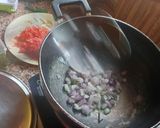मिक्स वेज चीज़ी पराठा पिज़्ज़ा स्टाइल (mix veg cheese paratha recipe in Hindi) रेसिपी चरण 2 फोटो