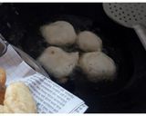 A picture of step 3 of Dahi Vada (urad dal).
