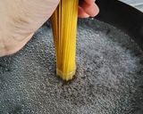 Foto langkah ke 2 dari resep Spaghetti Saos Seblak.
