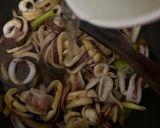 Foto langkah ke 6 dari resep Cumi Saos Mentega.