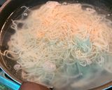 A picture of step 6 of Taiwan Style Mixed Noodle.