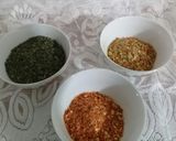 عکس مرحله 2 از دستور خشک کردن ادویه (فلفل سبز،فلفل قرمز نعنا)