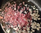 Foto del paso 1 de la receta: Sopa de ajo o castellana con jamón