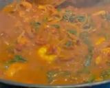 A picture of step 7 of Prawn and Spinach Balti Curry.