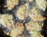 Foto langkah ke 7 dari resep Perkedel Tahu Sayur ala Xiellakitchen.