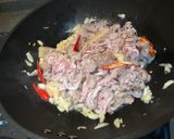 （台灣國產帶皮羊肉）沙茶羊肉炒空心菜（購自悠活農村）的食譜步驟3照片