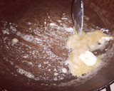 Foto del paso 3 de la receta: Camarones con Salsa bechamel a la Alexito