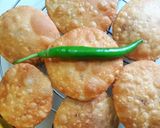 सत्तू की क्रिस्पी पूरी (Sattu ki crispy puri recipe in hindi) रेसिपी चरण 9 फोटो