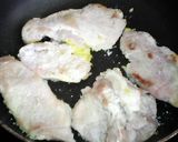 Foto del paso 4 de la receta: Filetes de cerdo encebollado con arroz al cilantro y apio