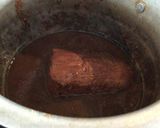 Foto del paso 2 de la receta: Redondo con salsa negra (Asado negro)
