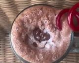 A picture of step 5 of Nutella shake.