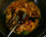 Foto langkah ke 5 dari resep Semur pedas paha ayam.