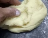 A picture of step 5 of Rabdi Malai Roll.