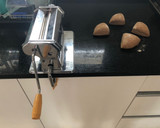 Foto del paso 3 de la receta: Sorrentinos integrales de jamón y queso.