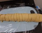 Foto langkah ke 5 dari resep Pizza Pastry Ring.