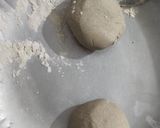 बाजरे की रोटी (Bajre Ki Roti Recipe In Hindi) रेसिपी चरण 2 फोटो