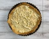 A picture of step 8 of Delicious Quiche with Shiitake Powder.