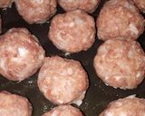 Fokhagymás, krémes szószban sült húsgombócok recept fázis 2 fotója