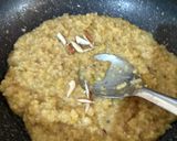 A picture of step 4 of Cracked Dryfruit Wheat Halwa.
