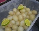 Foto langkah ke 1 dari resep Asinan Rambutan Merem Melek.