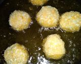Foto langkah ke 6 dari resep Bola bola pisang.