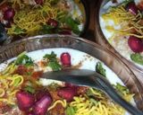 A picture of step 8 of Dahi vada.