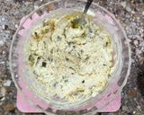 Foto del paso 2 de la receta: 🍢🍸Canapé de lomito ahumado relleno de pepinillo, huevo y mostaza 🍢🍸