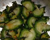 উচ্ছে আলু পিঁয়াজ ভাজা(Uchche aloo piyaj bhaja recipe in Bengali) রেসিপি ধাপ - 1 ছবি
