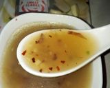 A picture of step 5 of Hot Garlic soup.
