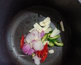 Foto langkah ke 1 dari resep Sayur Kubis Santan Enak.
