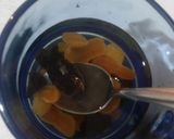 Foto del paso 1 de la receta: Bondiola de cerdo mechada con ciruelas y damascos