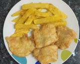 Foto del paso 3 de la receta Merluza albardada con patatas fritas