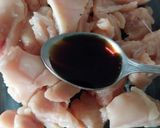 A picture of step 1 of Magolian Chicken.