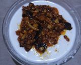 A picture of step 3 of Dahi tikhari.