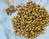Foto langkah ke 4 dari resep 331. Kacang Kedelai Goreng untuk Cemilan atau toping Masakan.