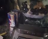 A picture of step 4 of Banana blueberry peanut butter smoothie.