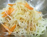 Hình bước làm 2 của món Gỏi đu đủ chay