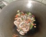 Foto langkah ke 3 dari resep Cah Kangkung Udang Saos Tiram.