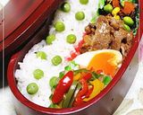 A picture of step 5 of Bento Side Dish: Salted Kinpira with Three-Color Bell Peppers.