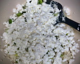 Foto del paso 15 de la receta: Coliflor: cous cous falso con manzana y zanahorias, base de pizza & tortitas con queso fresco