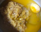 Foto langkah ke 2 dari resep Banana Cake Chocochip 1 telur tanpa mixer.