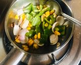 A picture of step 3 of Creamy White Sauce Pasta.
